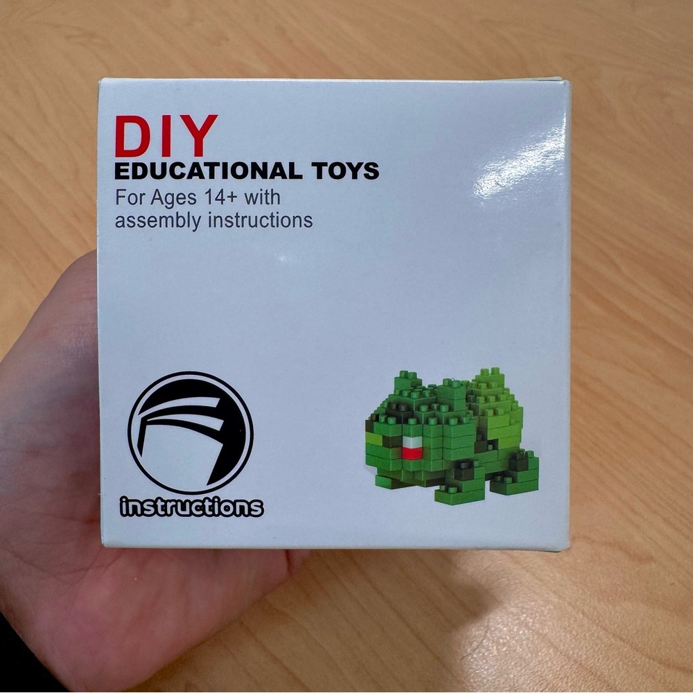 Pokémon Micro Building Blocks Toy - Bulbasaur - Picture 3 of 5